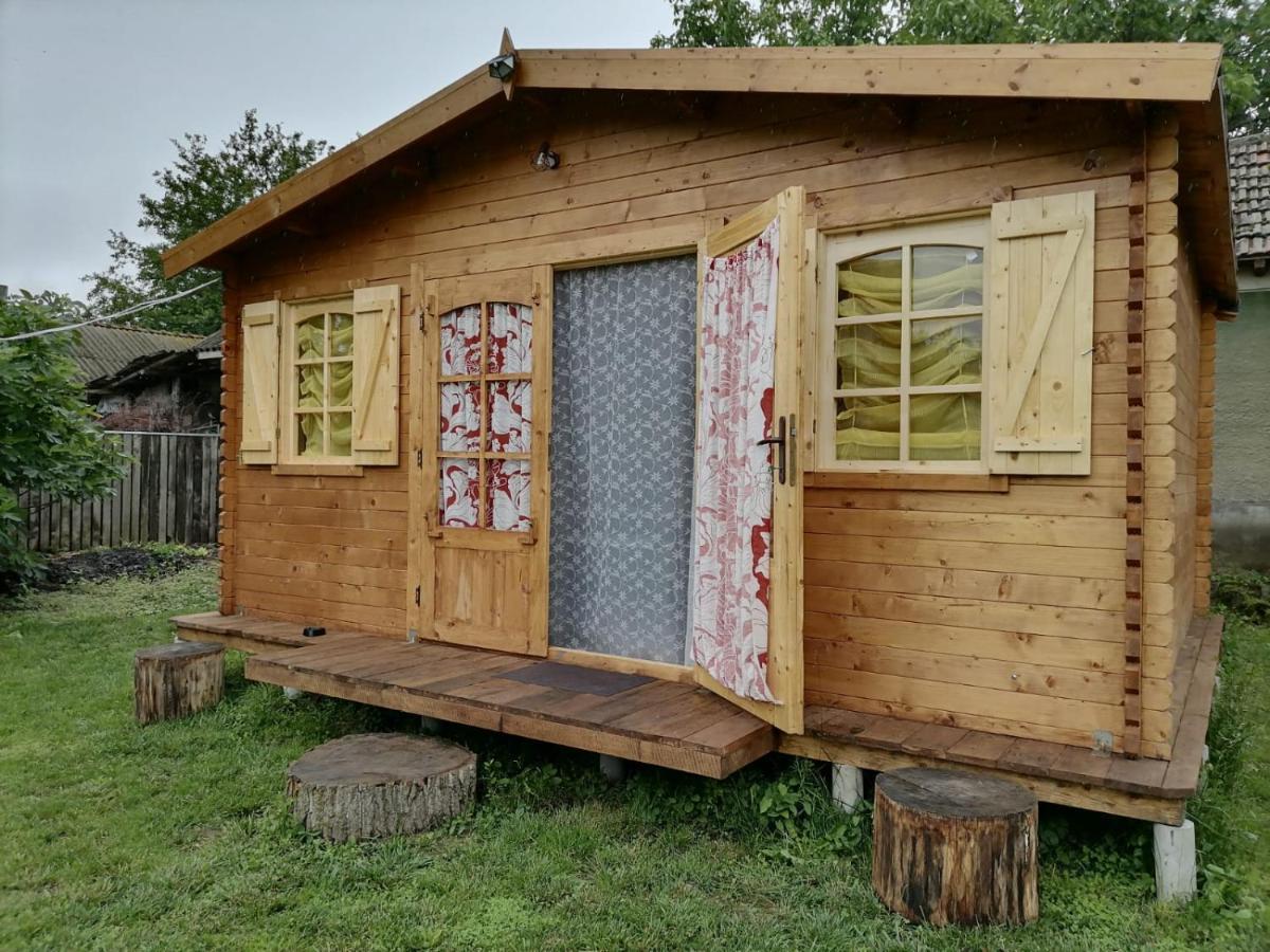 Edelweiss Guesthouse, Glamping And Camping Suhaia エクステリア 写真